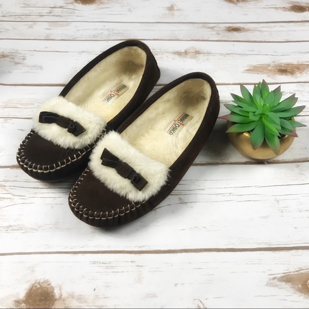 Minnetonka Brown Leather Moccasins